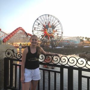 Meet your Posher, Abby